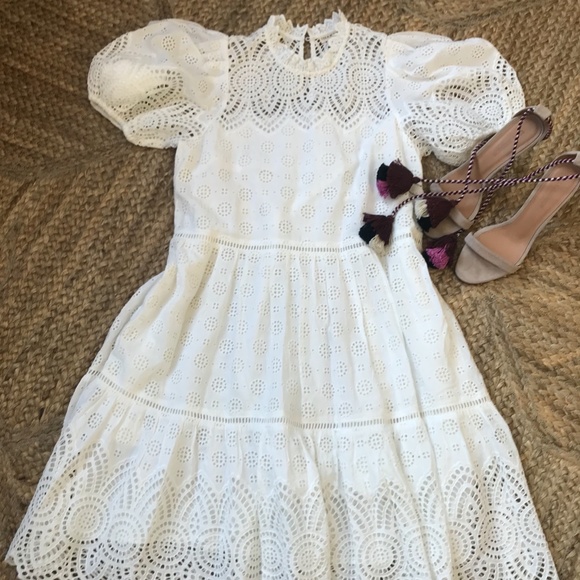 Ulla Johnson Dresses & Skirts - Ulla Johnson Simone Puff Sleeve Dress - size 4